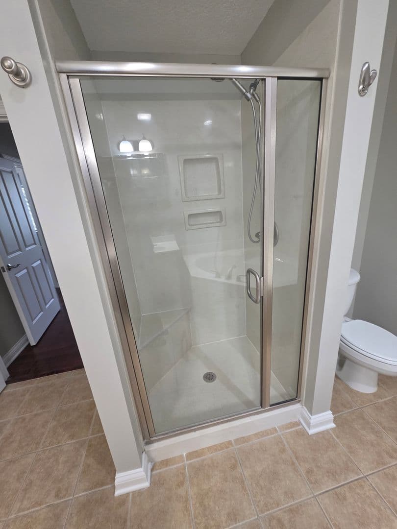 Indianapolis Apartment: 8555 One W Dr.