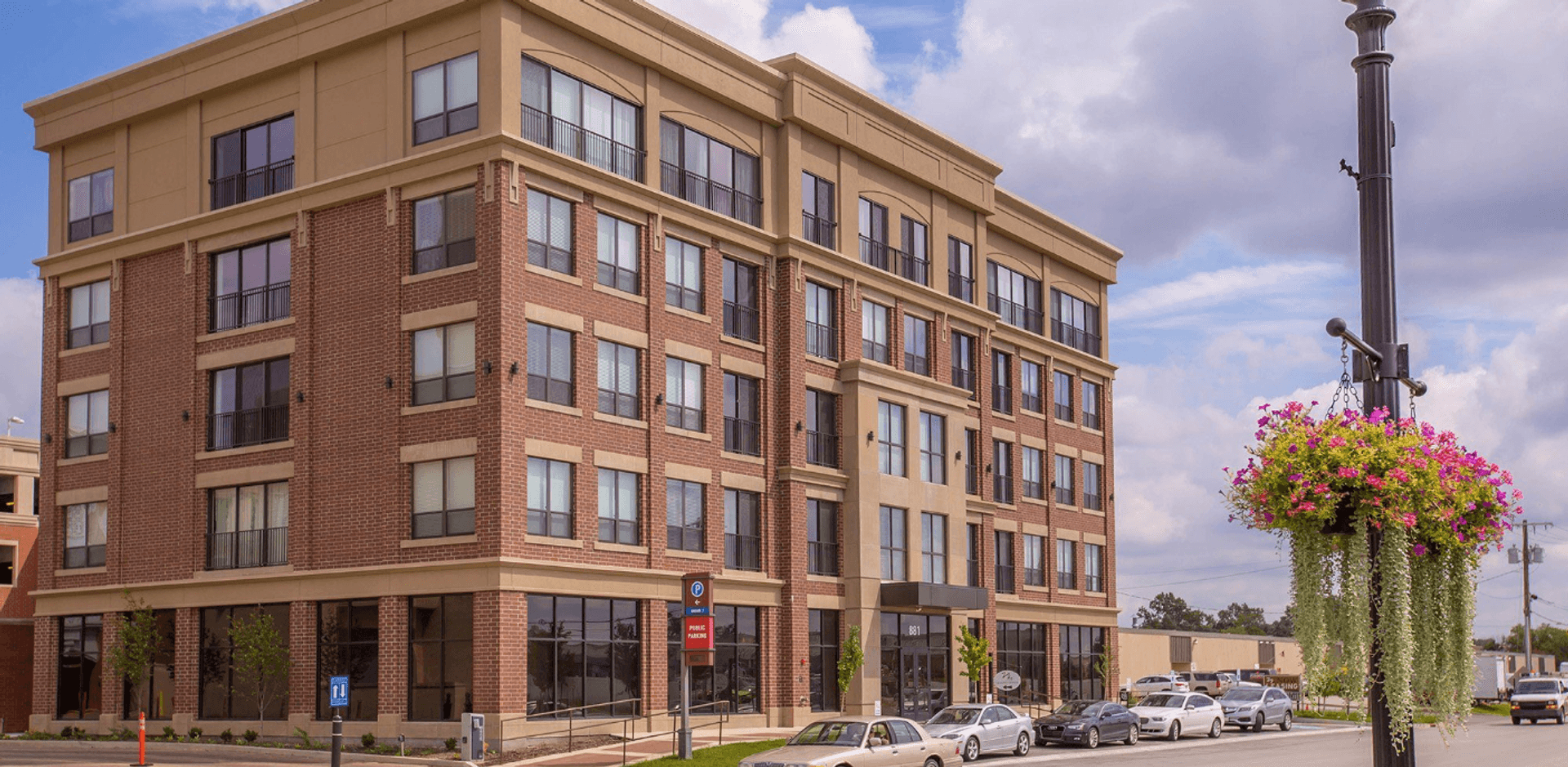 Carmel Apartment: 881 3rd Ave. SW