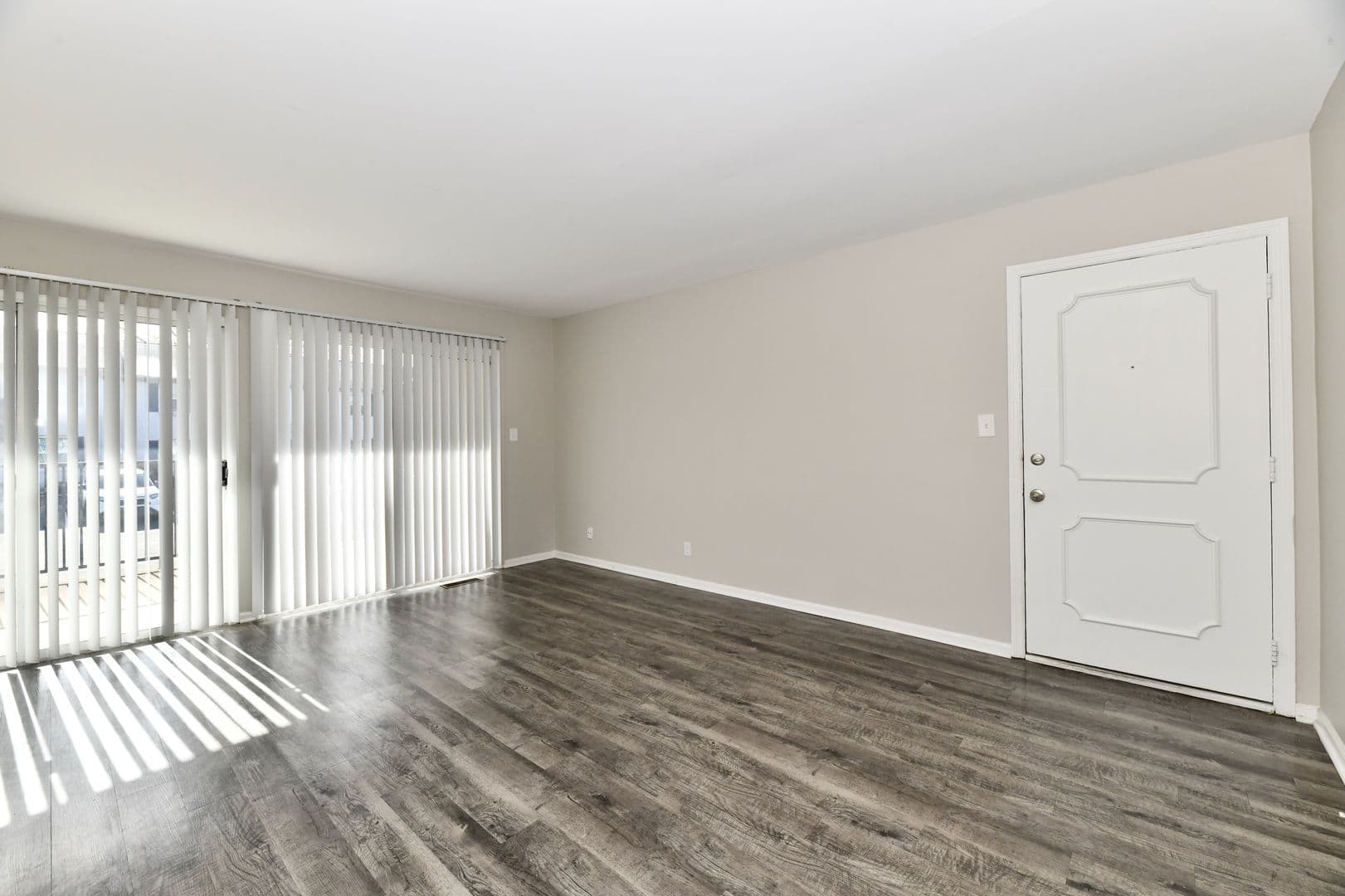Carmel Apartment: 110 Bryn Mawr Ln