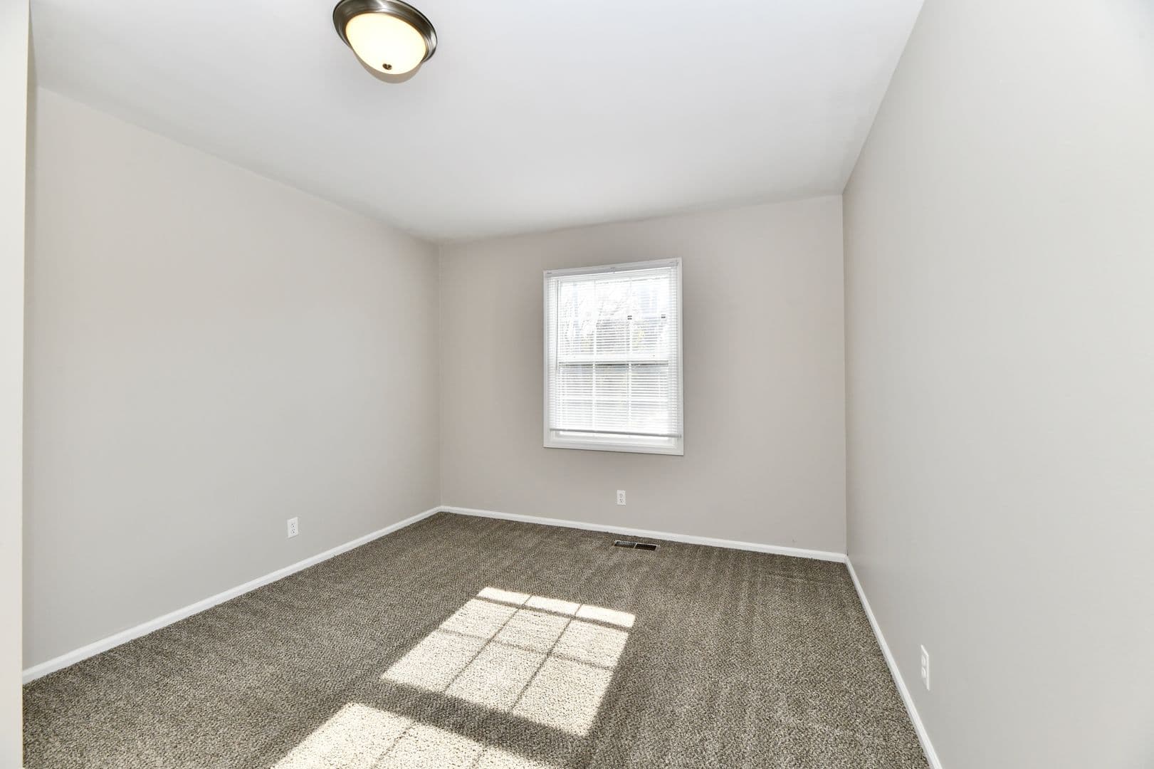 Carmel Apartment: 110 Bryn Mawr Ln