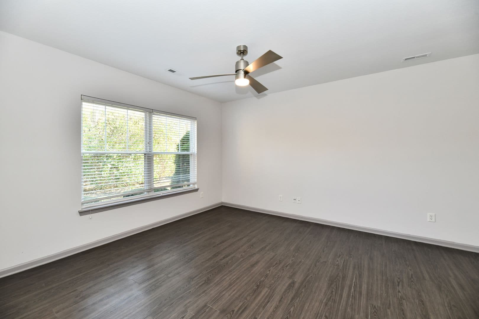 Indianapolis Apartment: 6159 N Winthrop Ave.