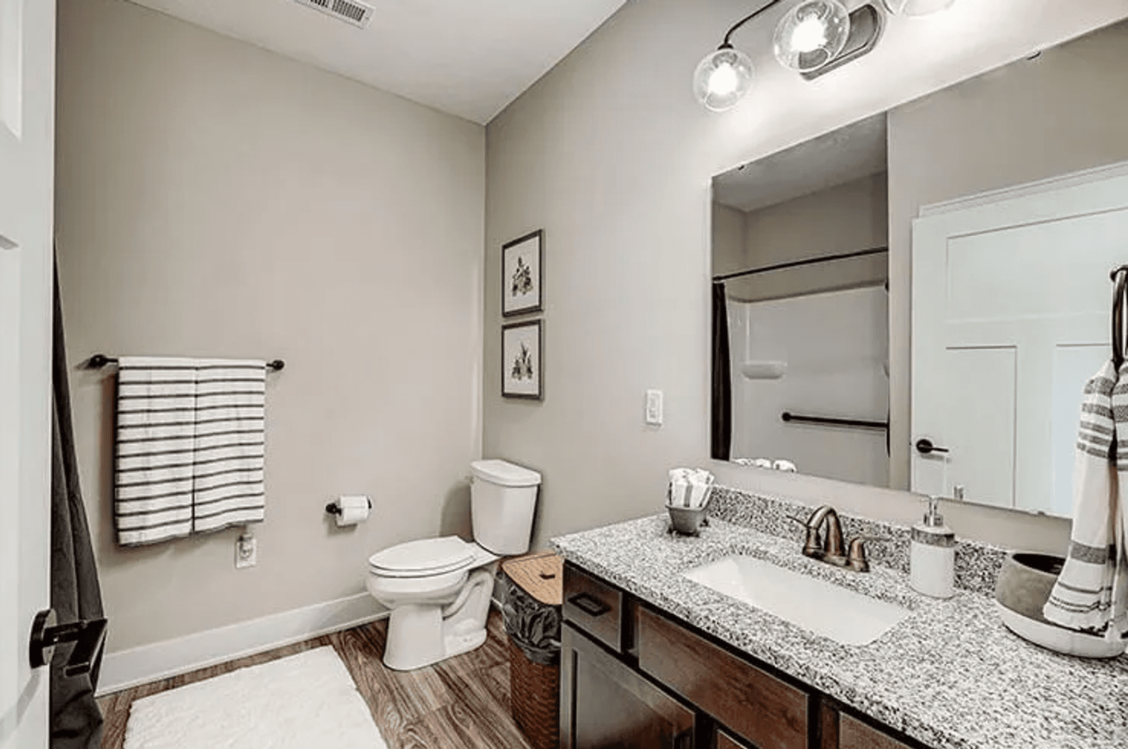 Westfield Apartment: 1901 Sanders Glen Cir