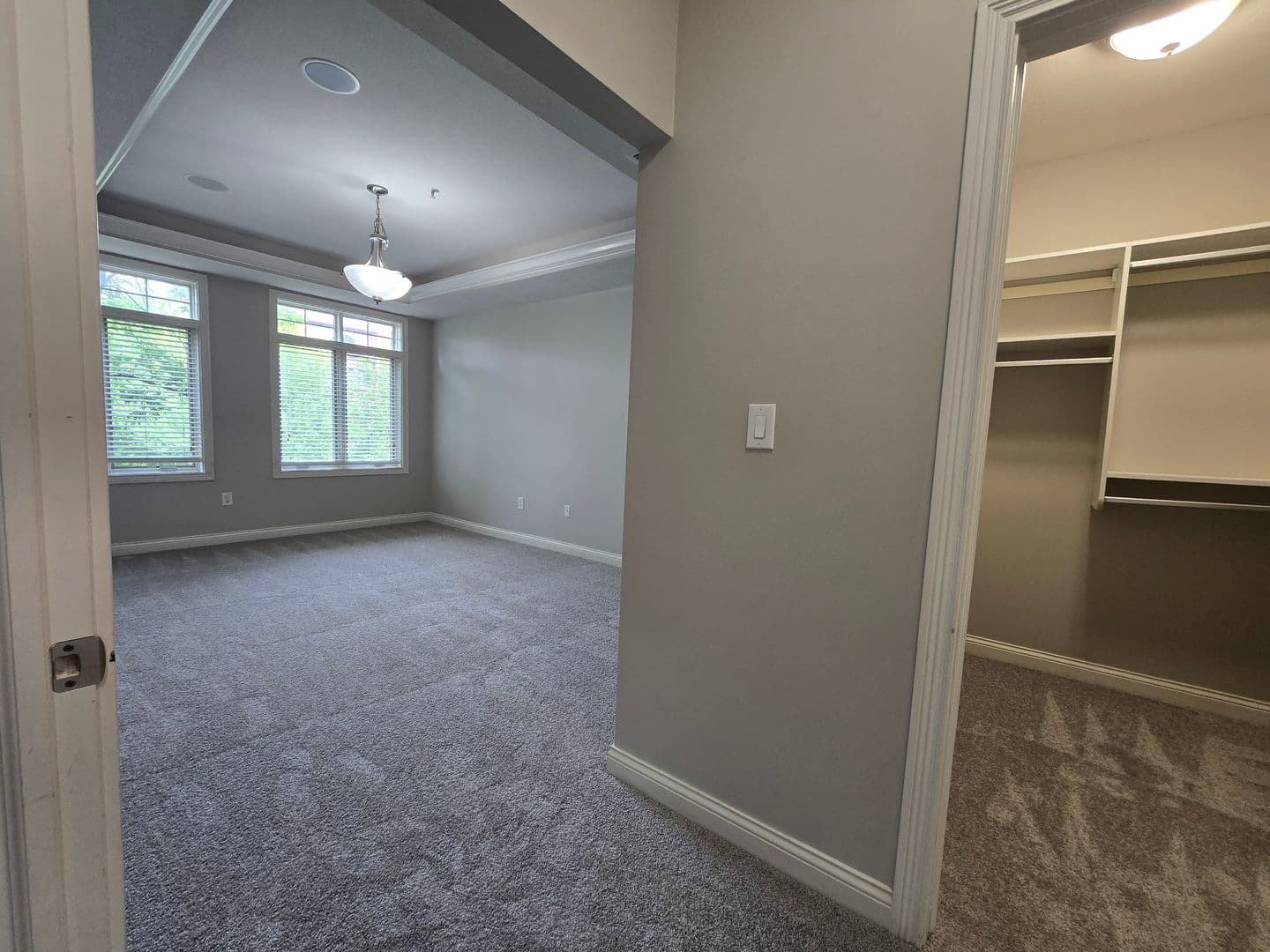 Indianapolis Apartment: 8555 One W Dr.