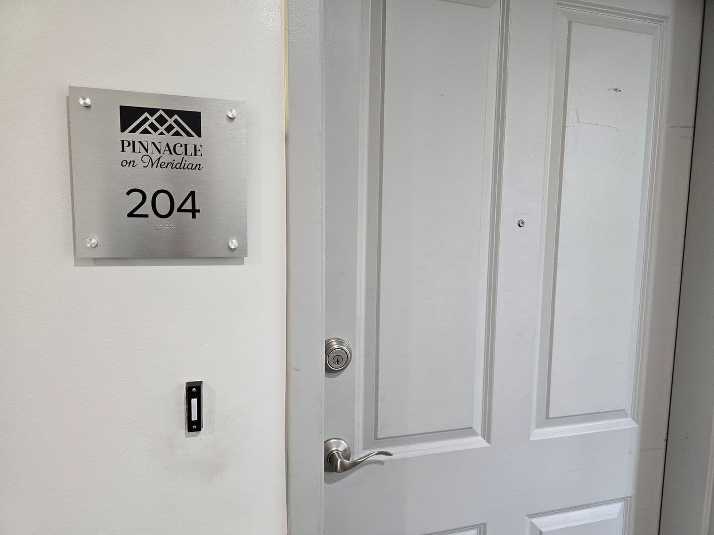 Indianapolis Apartment: 8555 One W Dr.