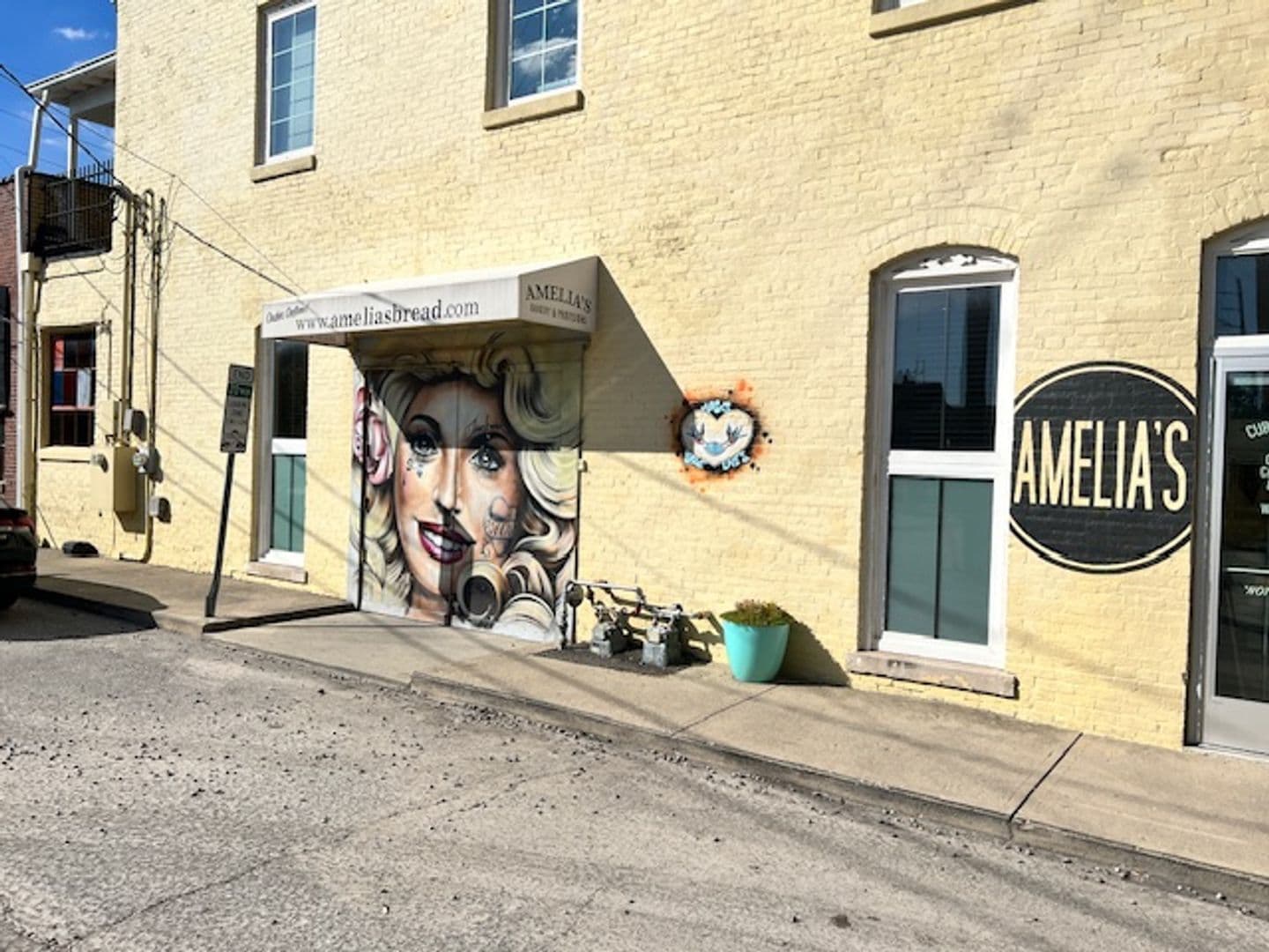 Indianapolis Apartment: 531 Virginia Ave