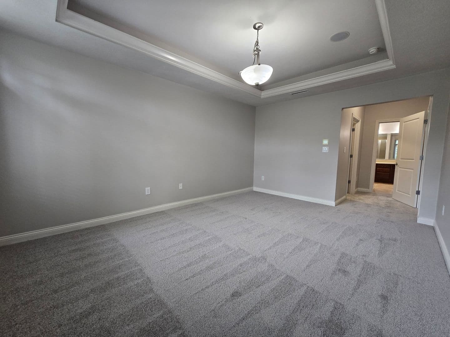 Indianapolis Apartment: 8555 One W Dr.