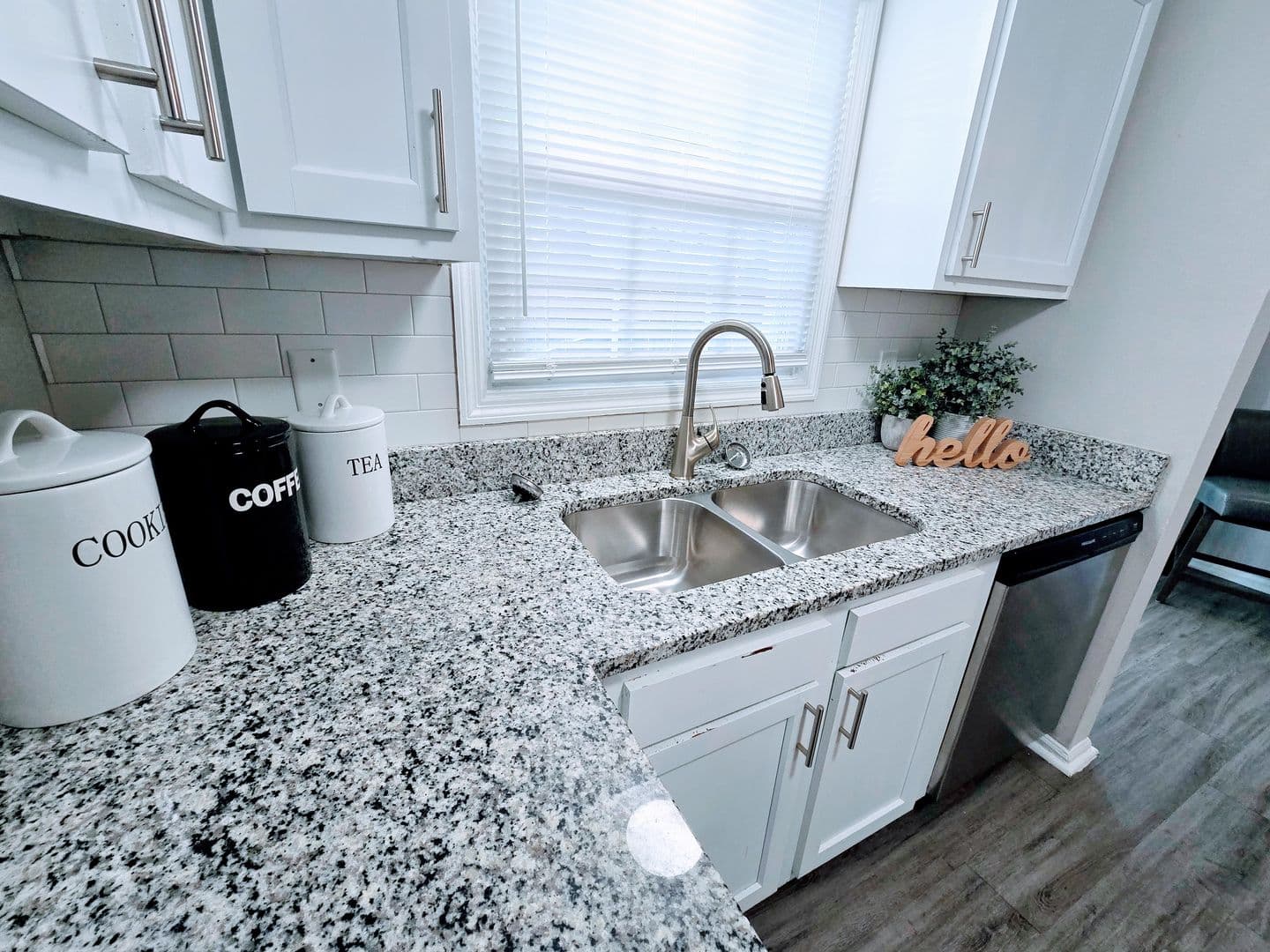 Carmel Apartment: 110 Bryn Mawr Ln