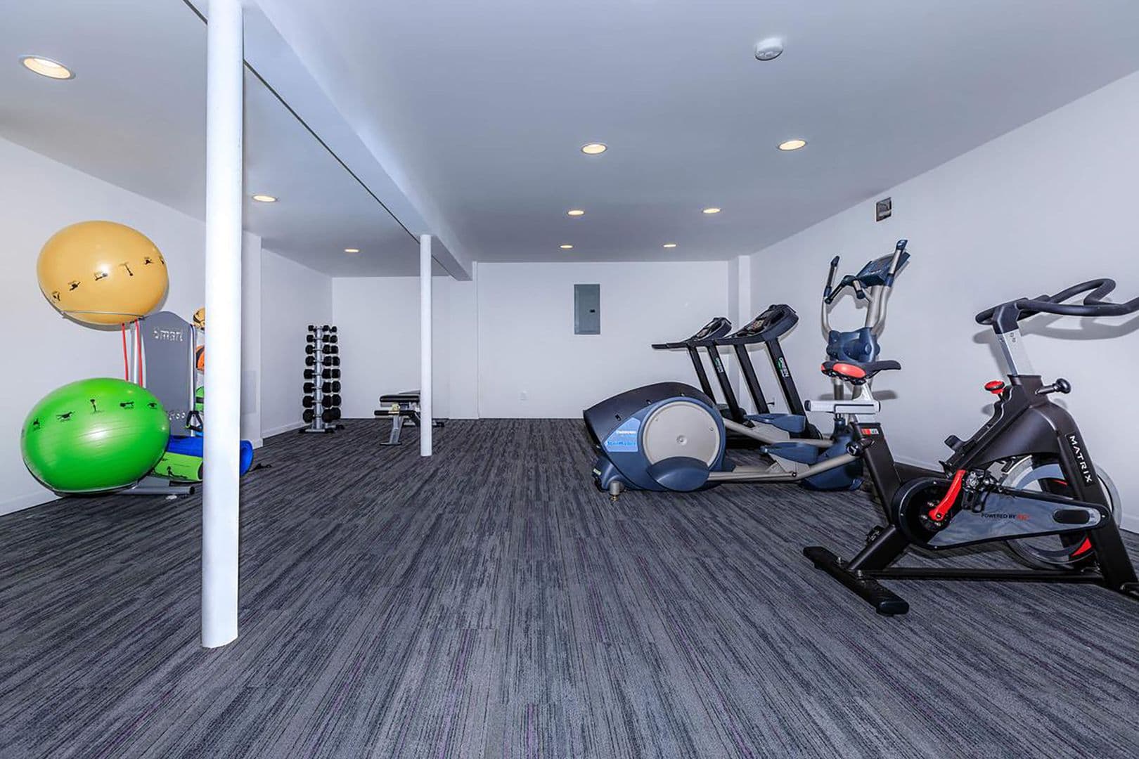 Carmel Apartment: 110 Bryn Mawr Ln