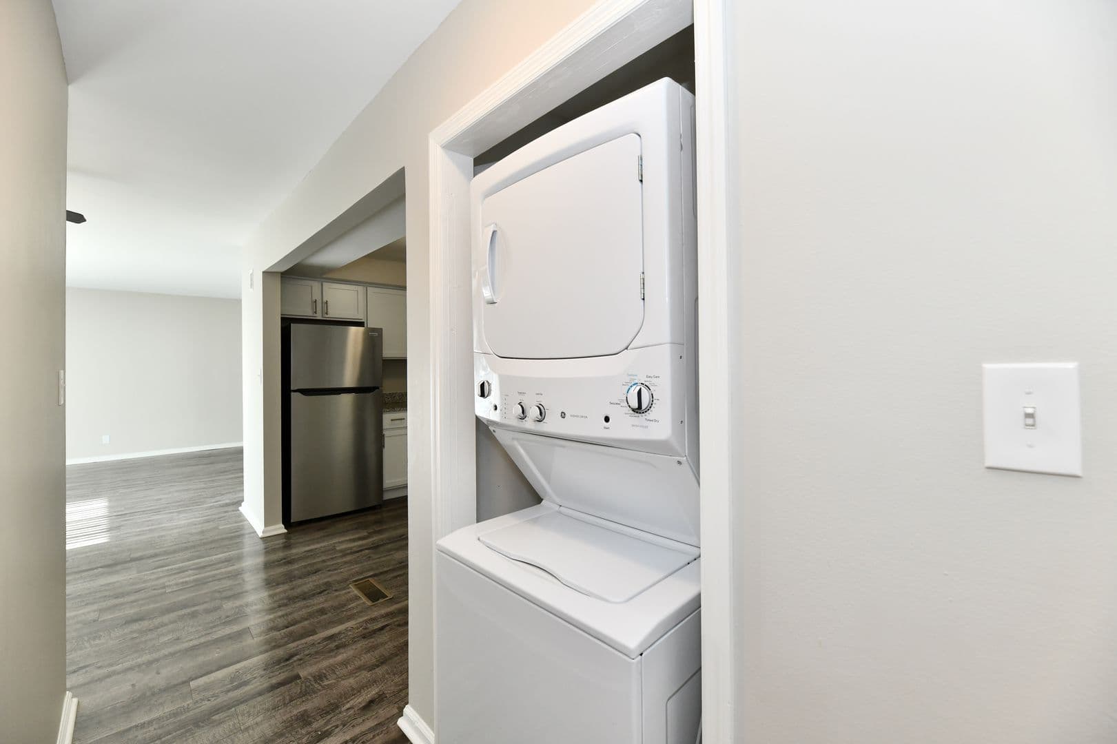 Carmel Apartment: 110 Bryn Mawr Ln