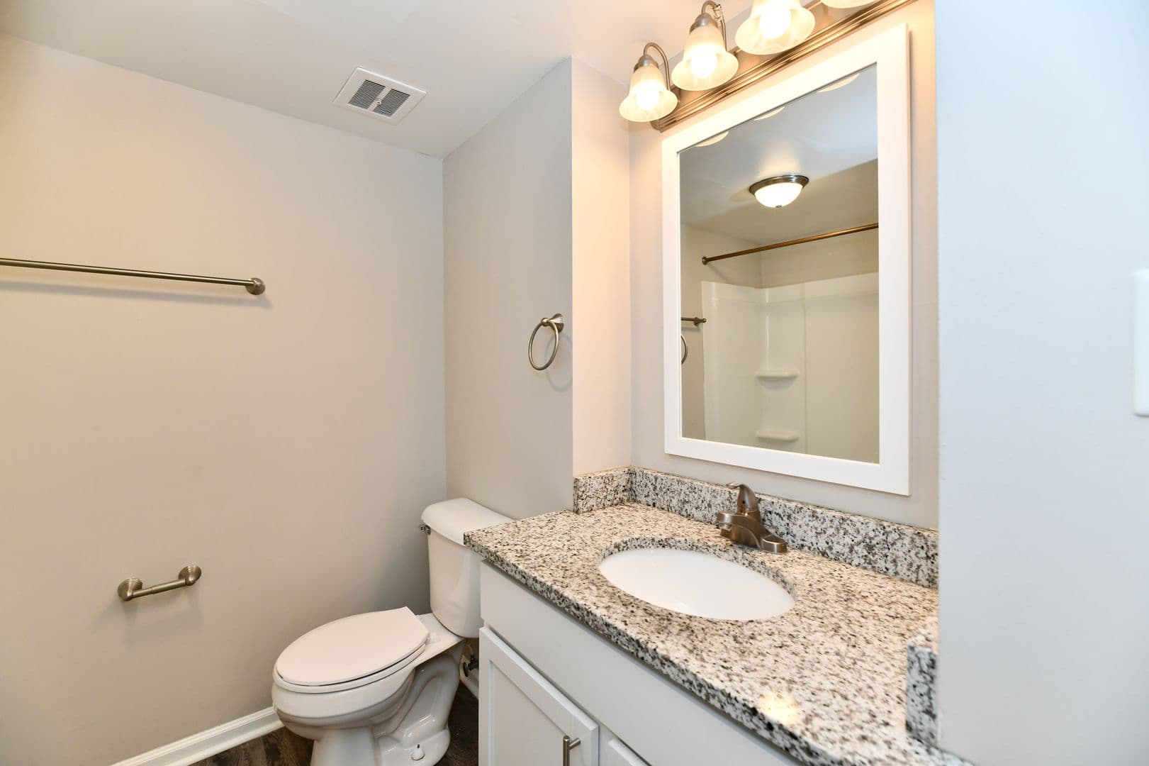 Carmel Apartment: 110 Bryn Mawr Ln