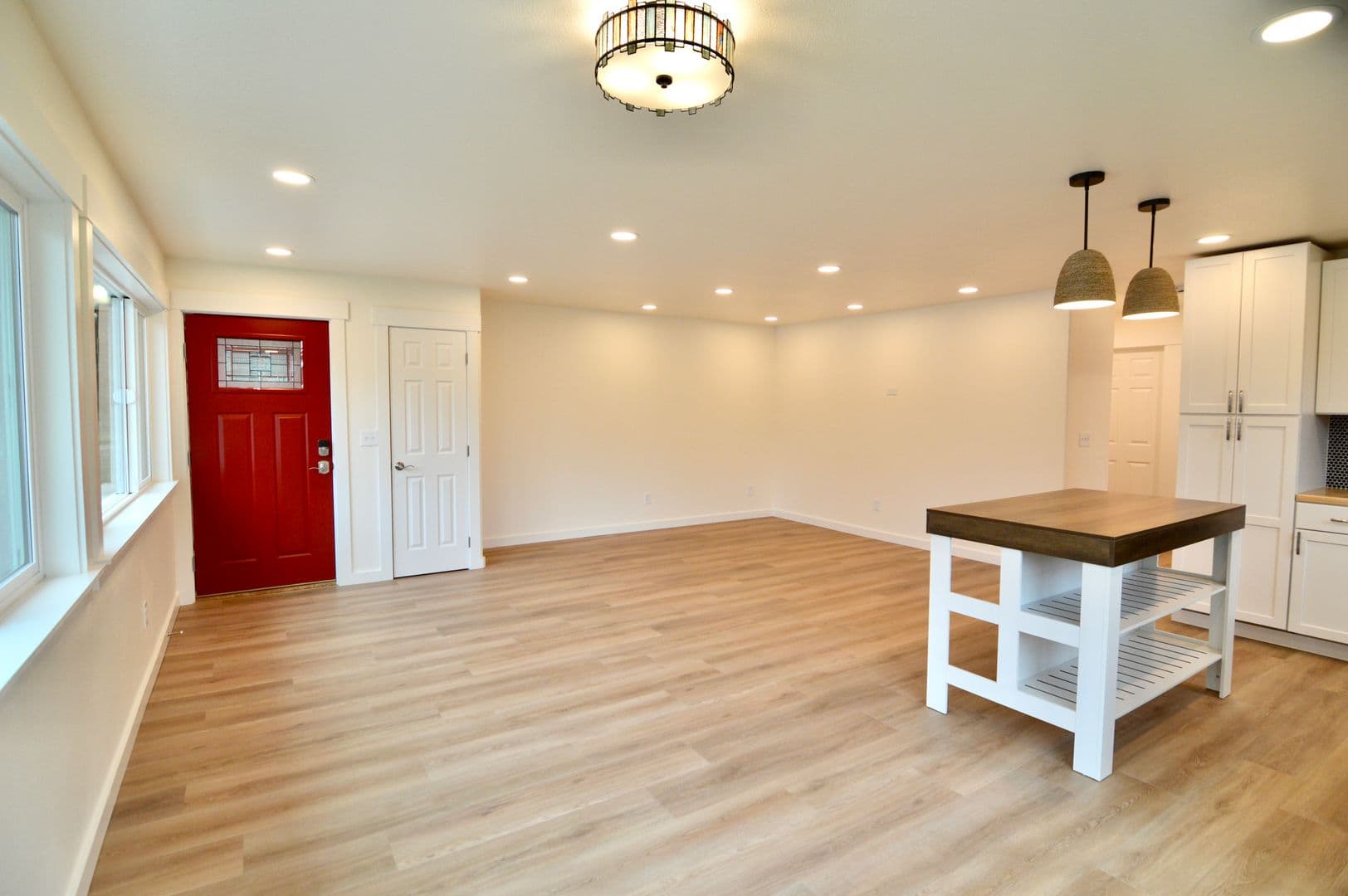 Anchorage Apartment: 532 W 19th Avenue