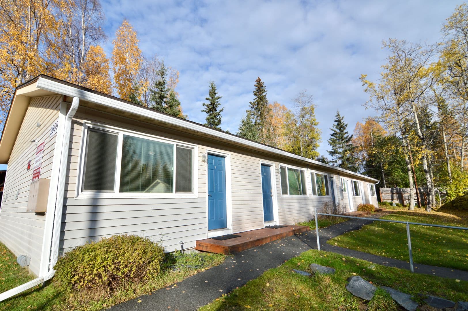 Anchorage Apartment: 2605-2609 W 33rd Avenue