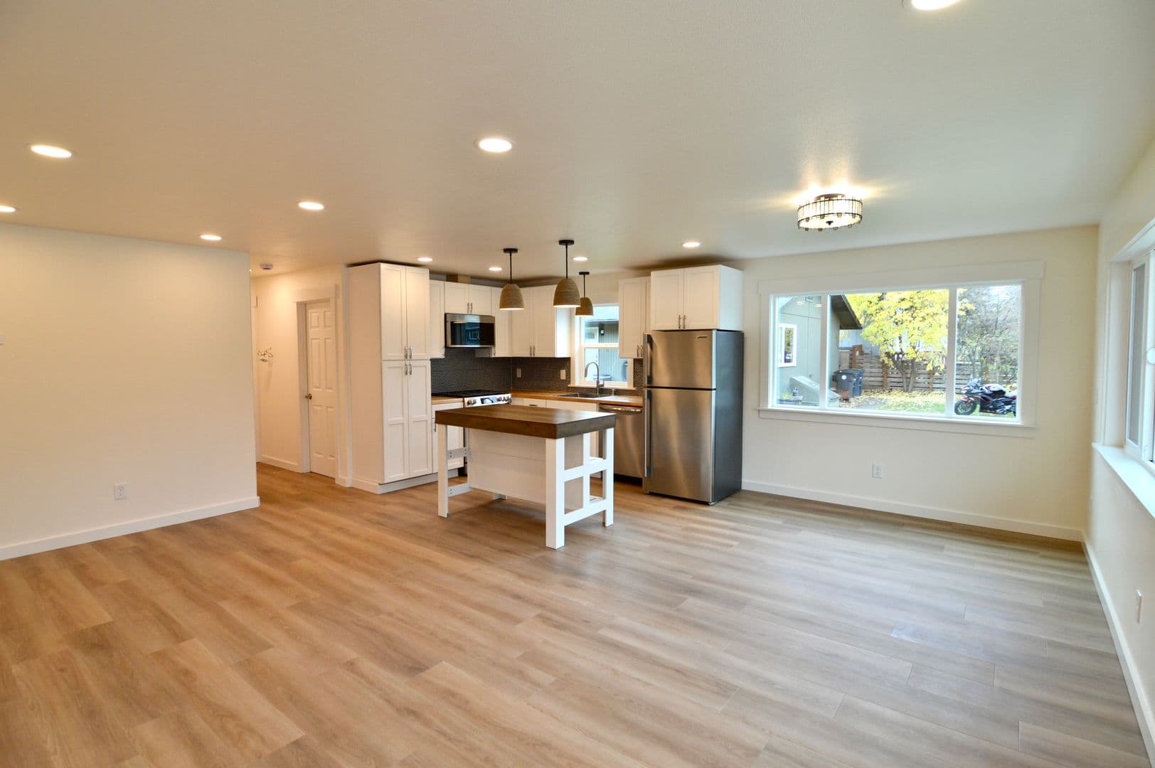 Anchorage Apartment: 532 W 19th Avenue