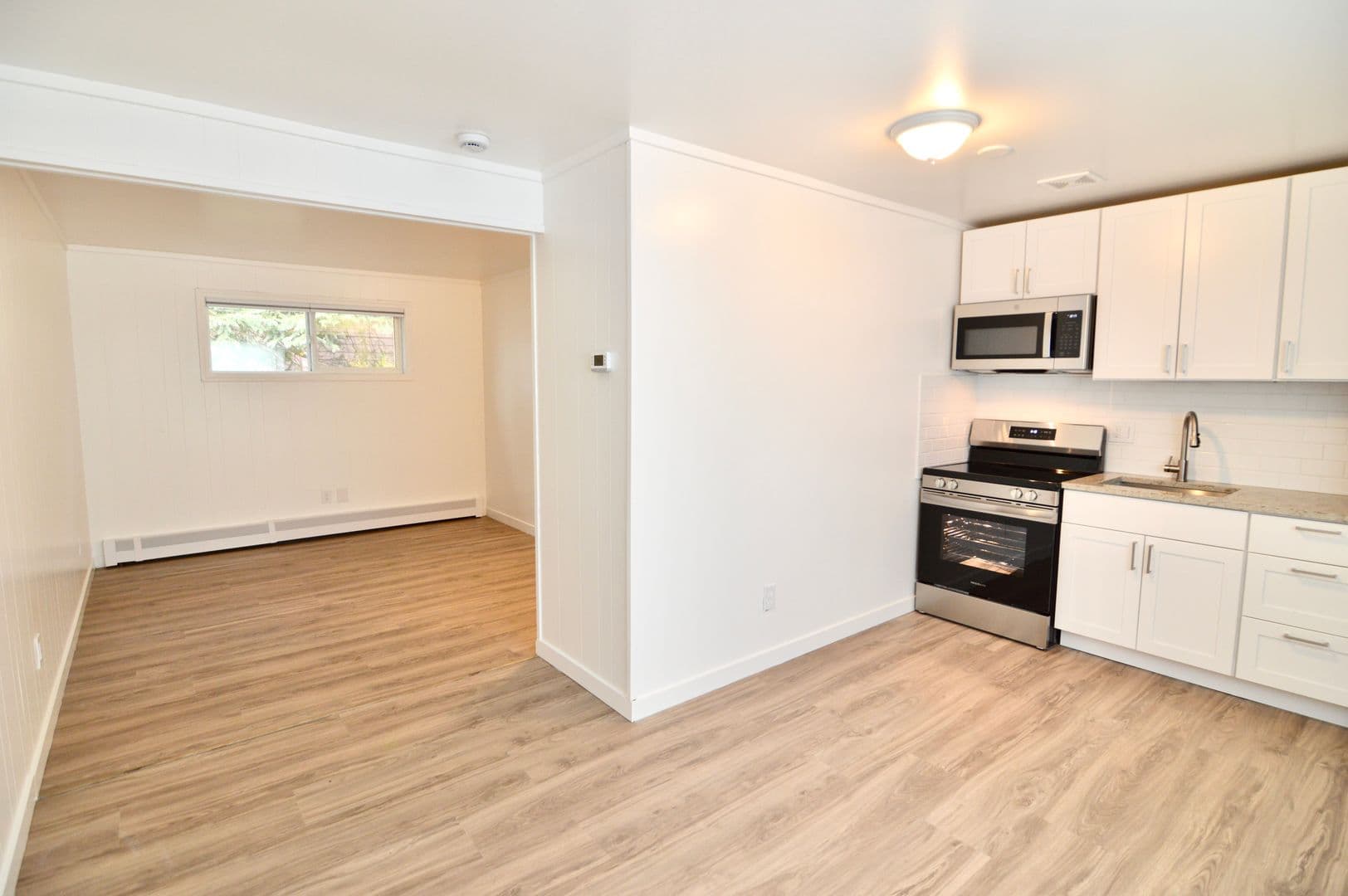Anchorage Apartment: 2605-2609 W 33rd Avenue