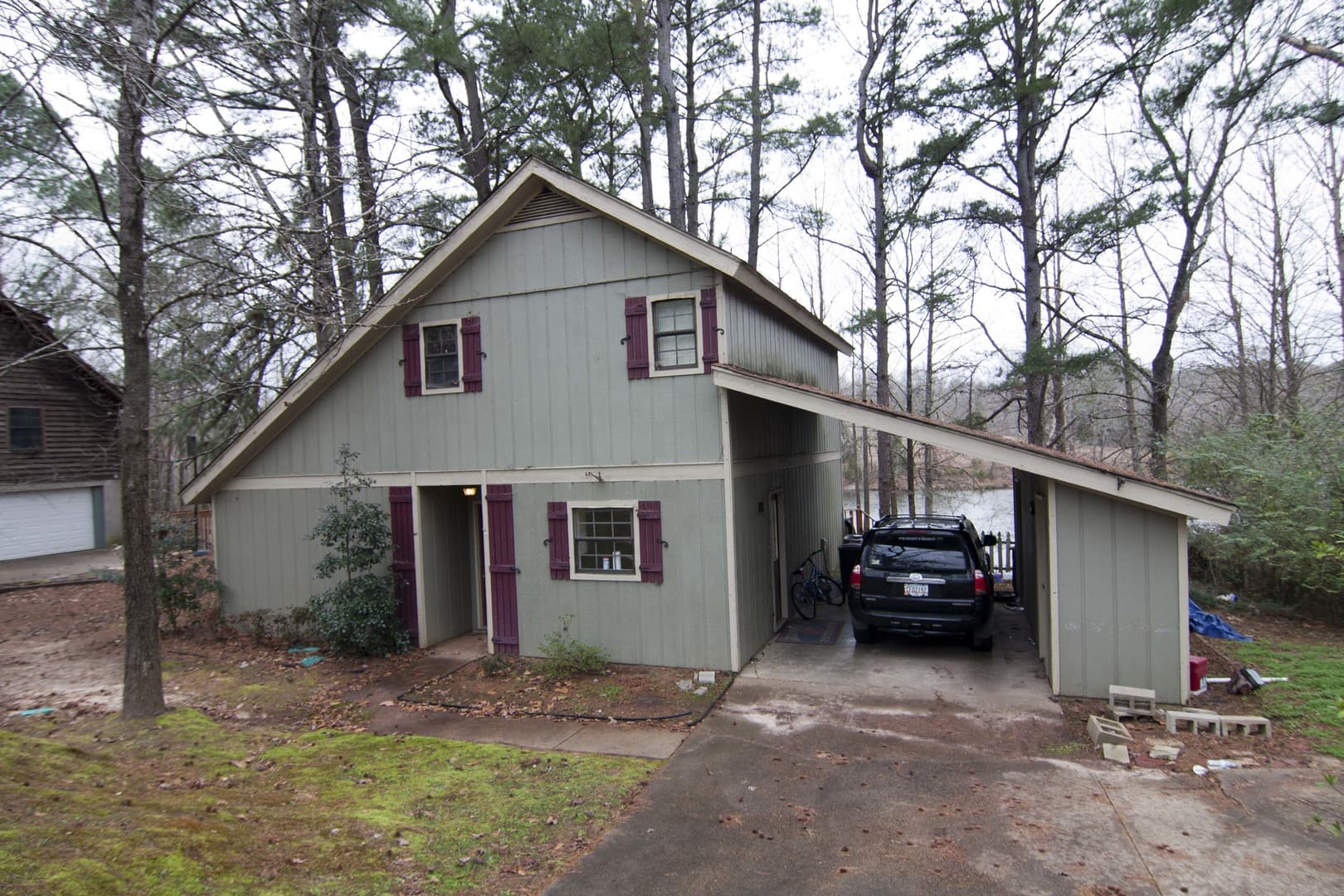 Oxford House: 3338 Whippoorwill