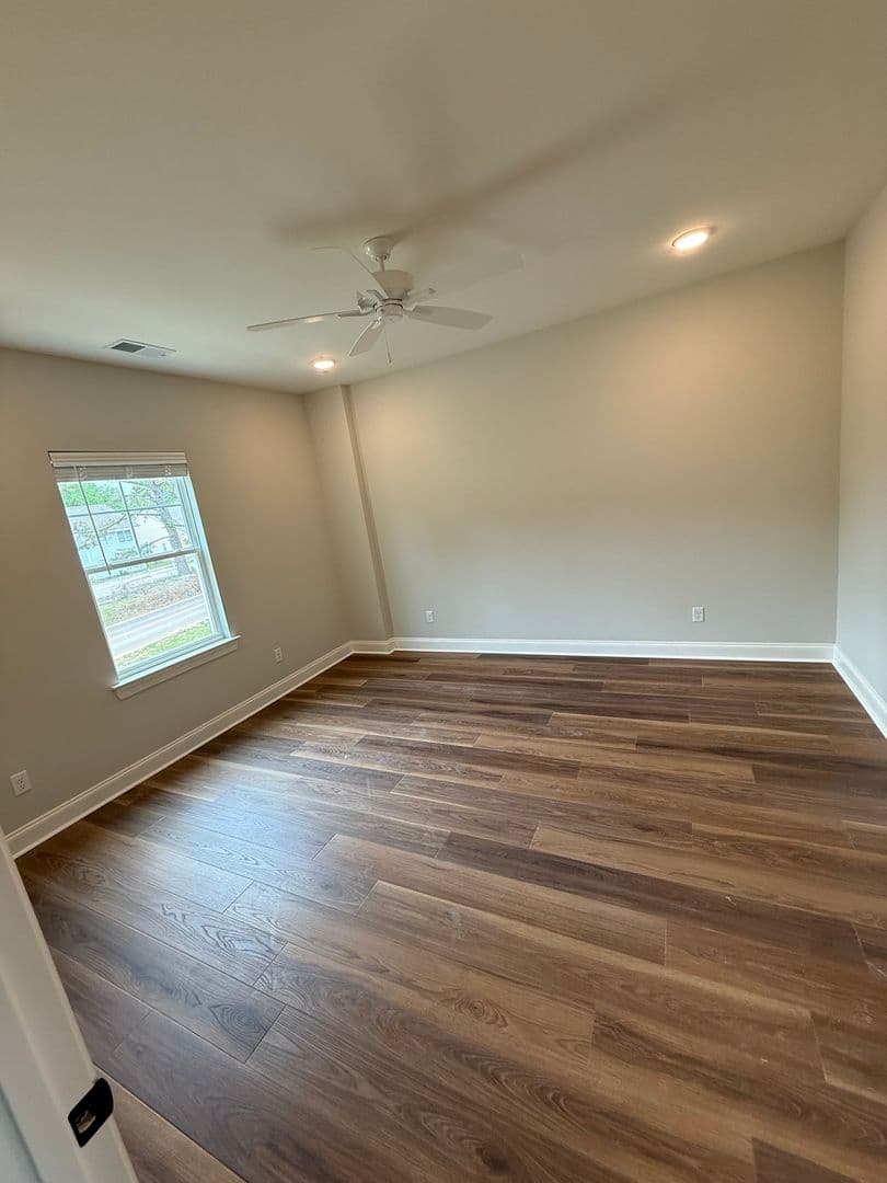 Oxford House: 3559 Fenwick Way