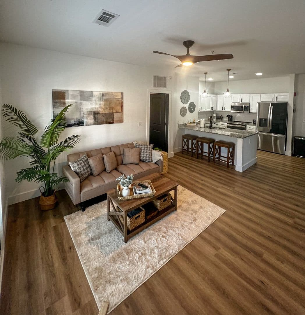 Oxford House: 206 Towncenter Drive Unit 22