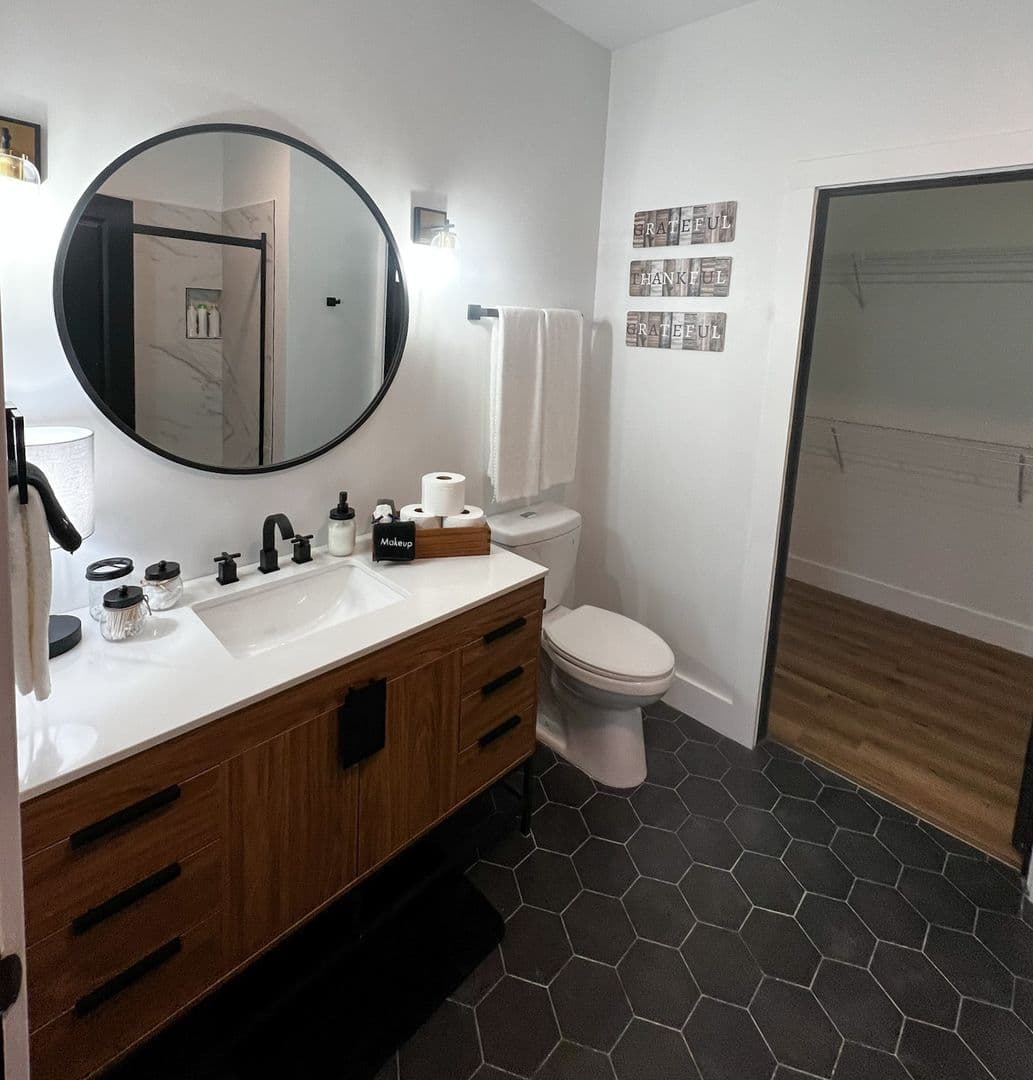 Oxford House: 206 Towncenter Drive Unit 22
