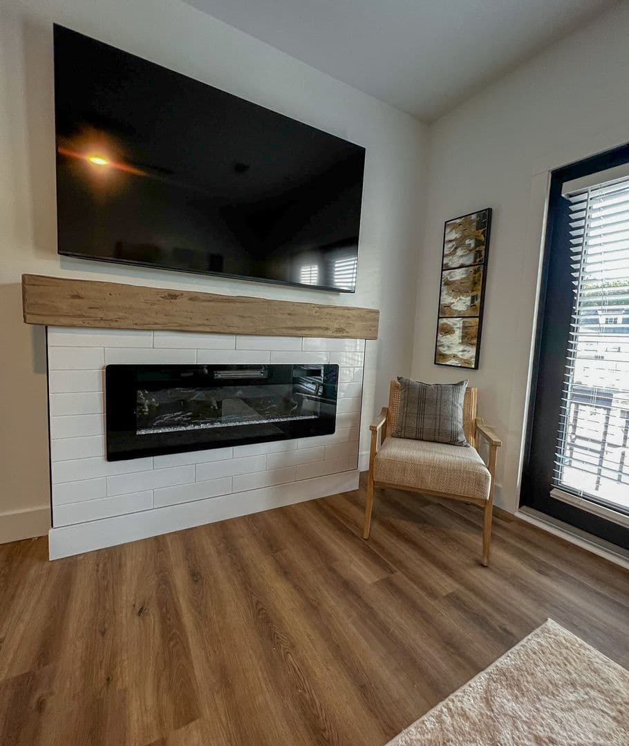 Oxford House: 206 Towncenter Drive Unit 22