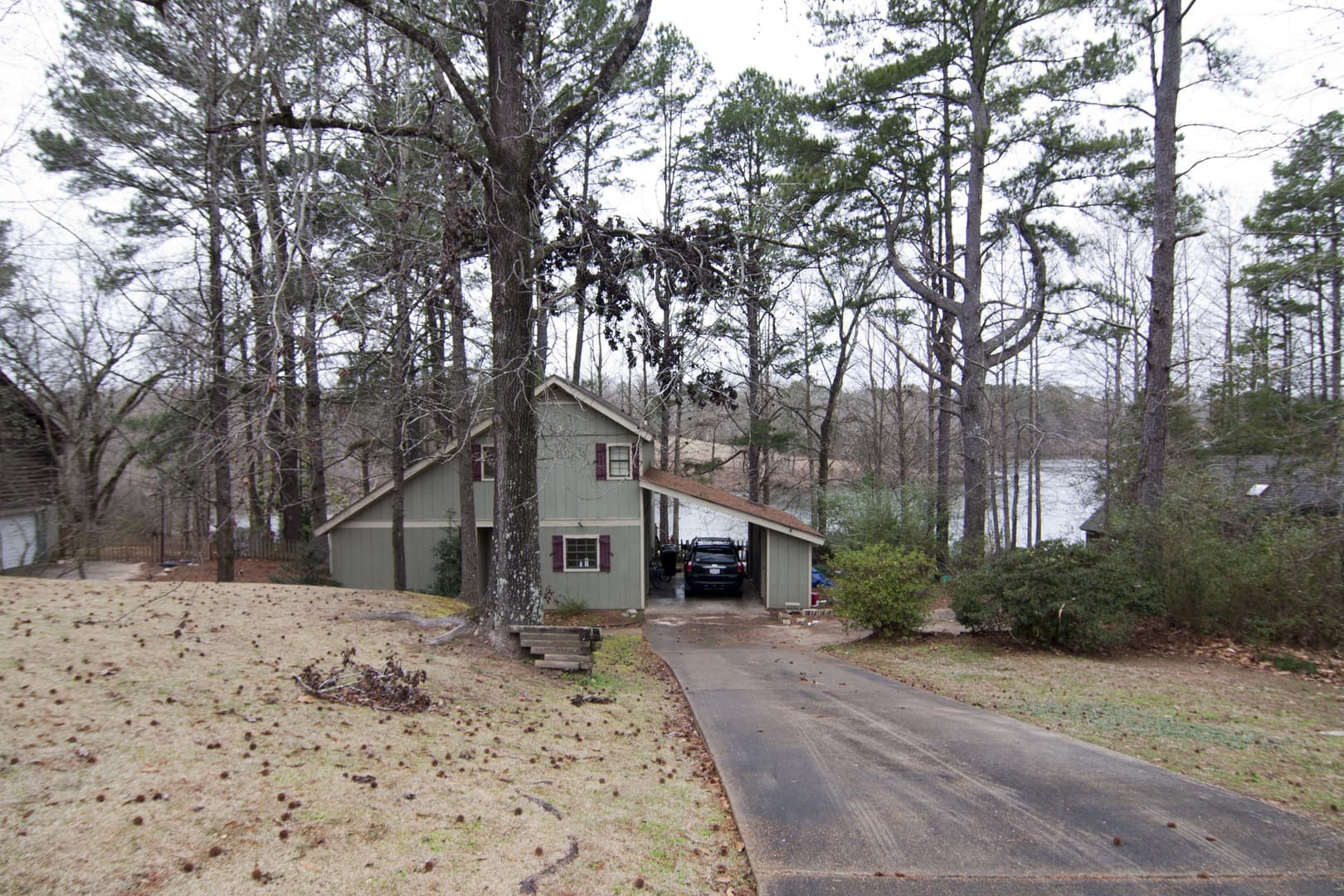 Oxford House: 3338 Whippoorwill