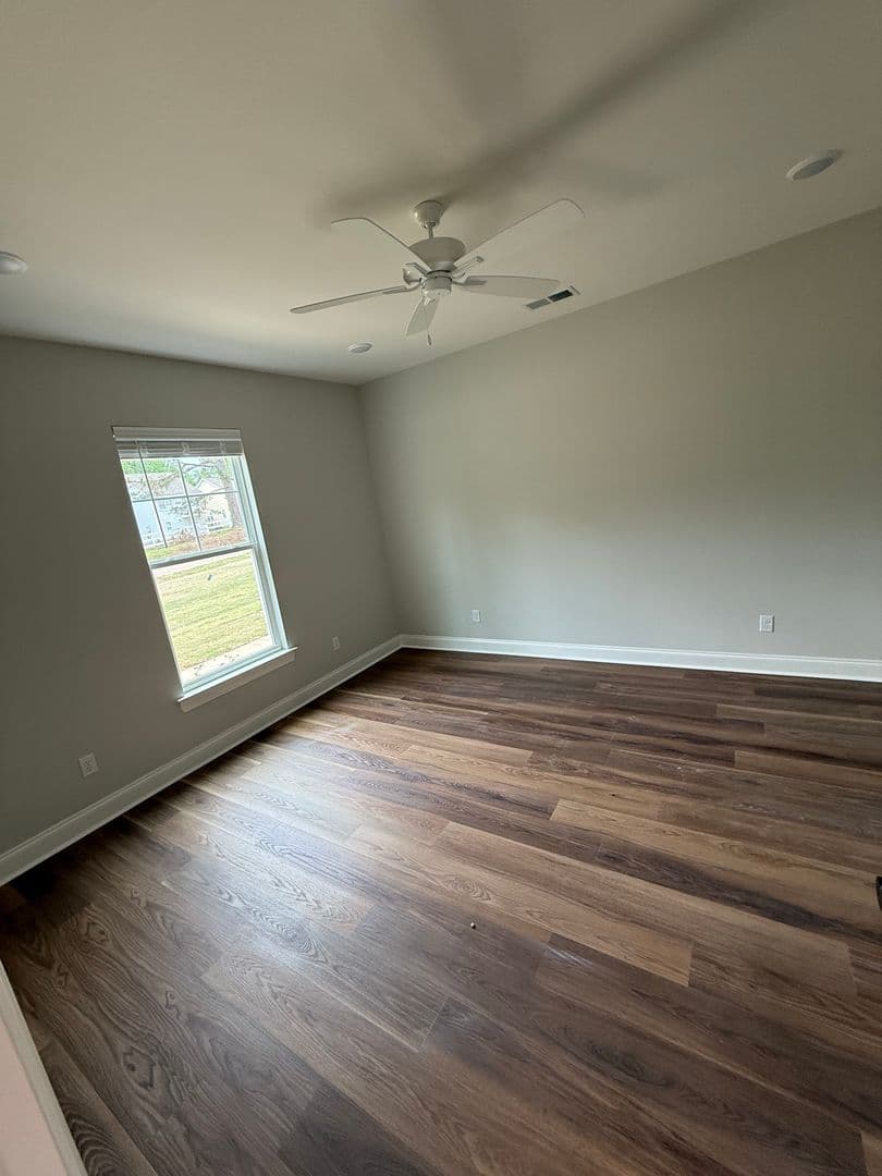 Oxford House: 3543 Fenwick Way