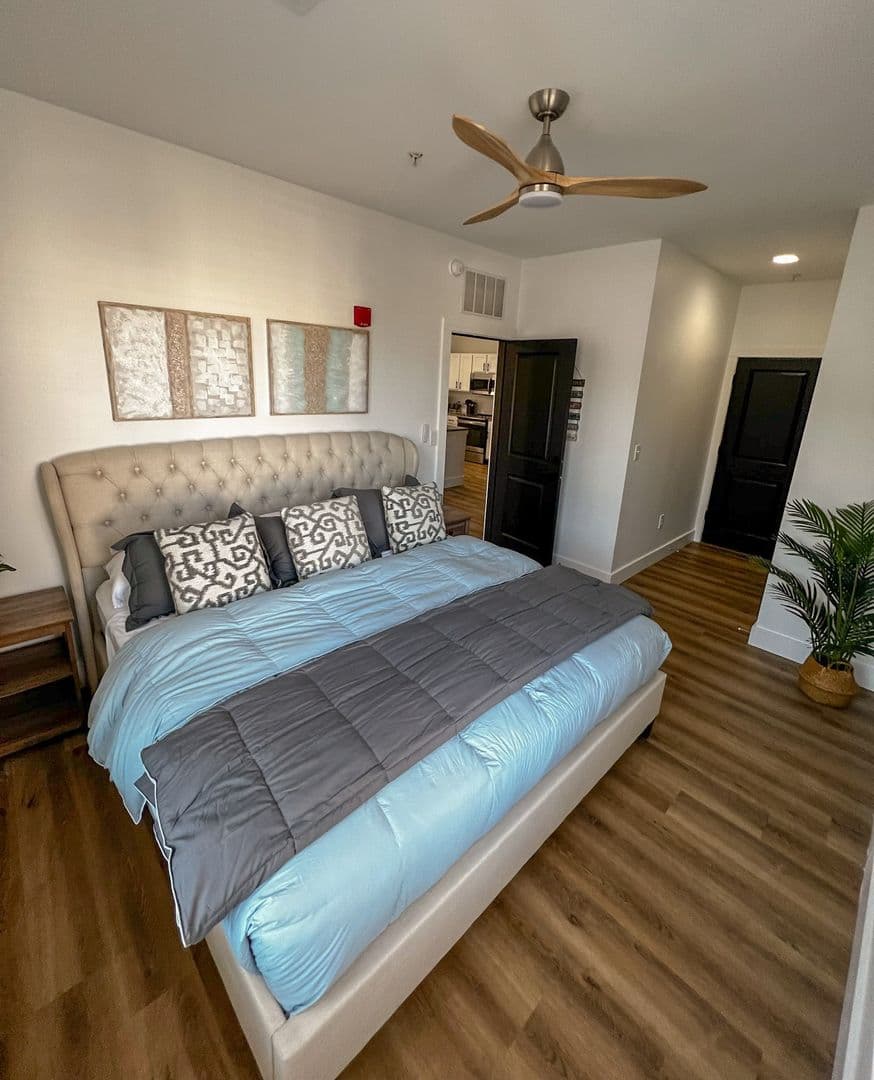 Oxford House: 206 Towncenter Drive Unit 22