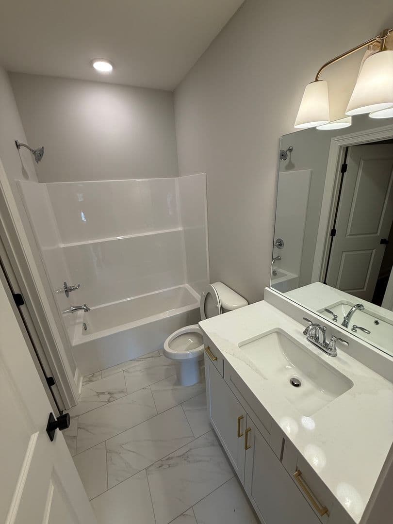 Oxford House: 3543 Fenwick Way