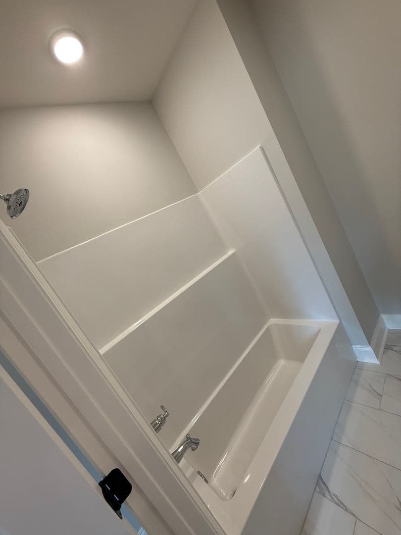 Oxford House: 3543 Fenwick Way