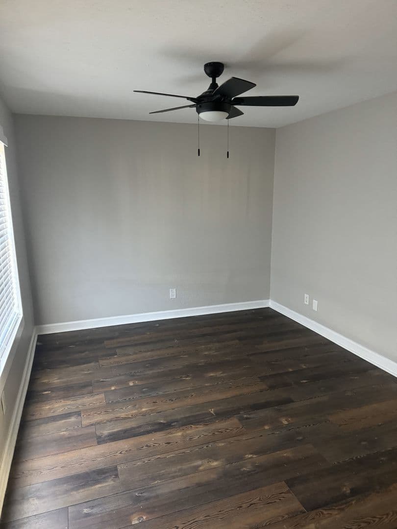Oxford House: 1802 Jackson Ave W #68