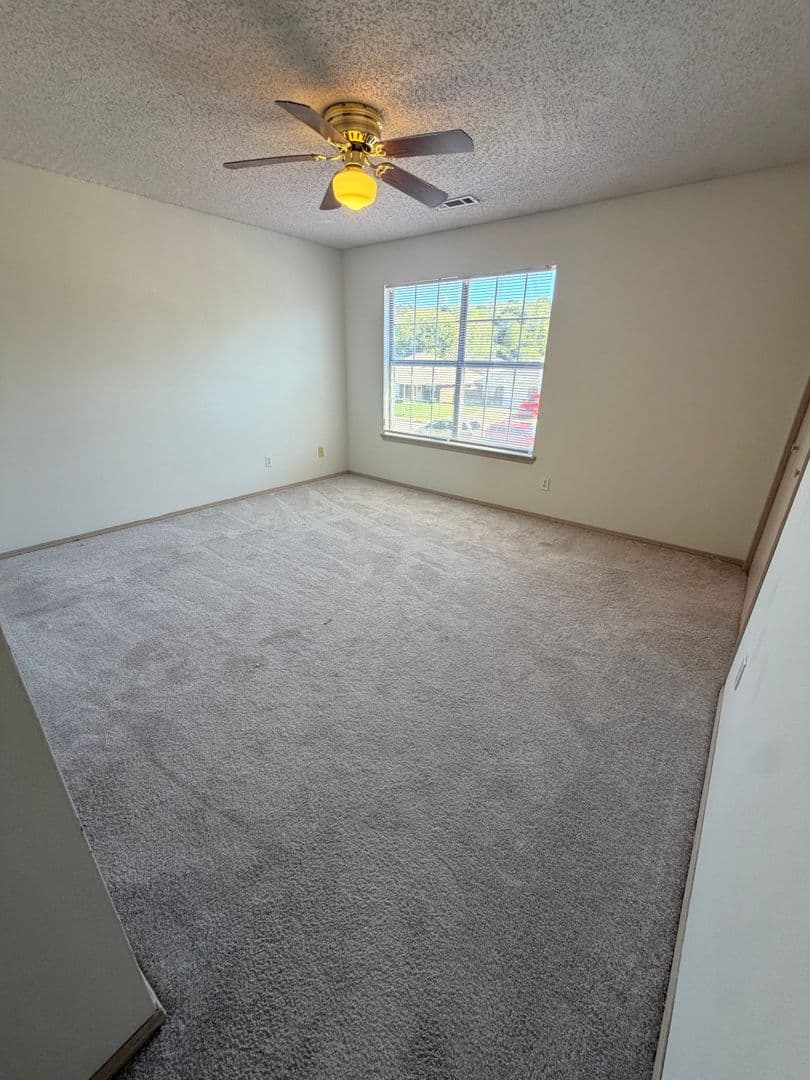 Fayetteville Apartment: Beck/Bernice