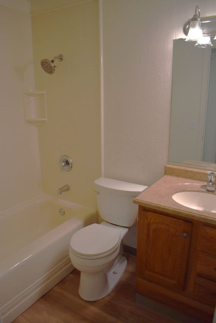 Vacaville Apartment: 577 Grandview Court