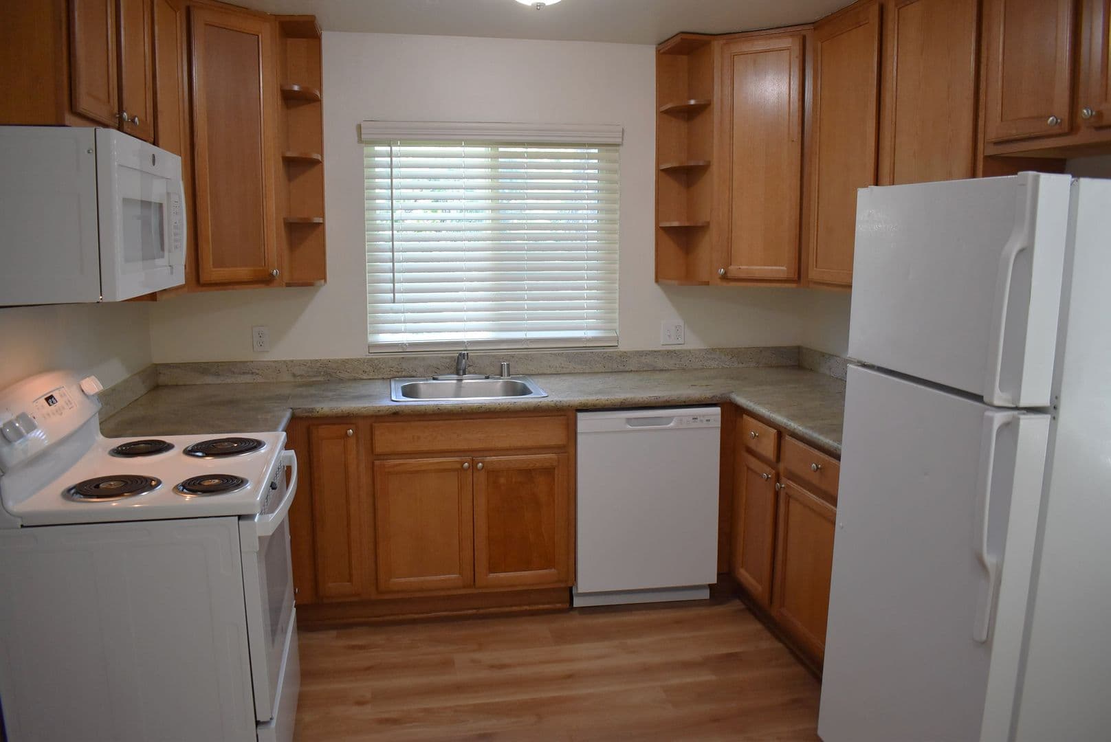 Vacaville Apartment: 577 Grandview Court