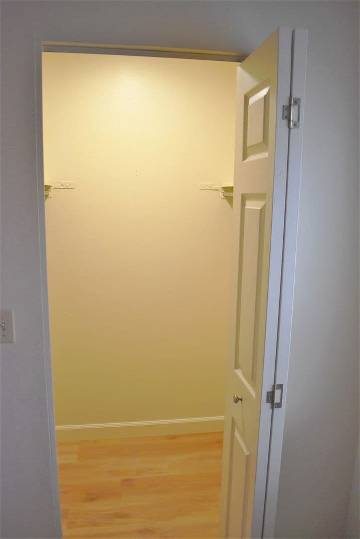 Vacaville Apartment: 577 Grandview Court