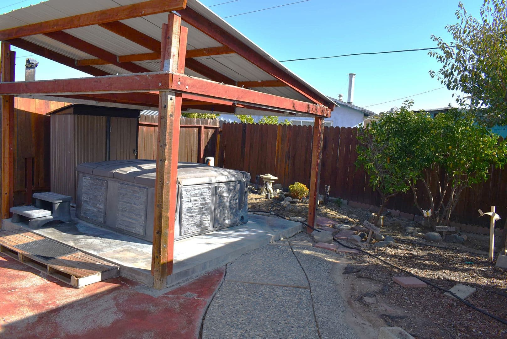 Fairfield House: 2042 Eagle Way