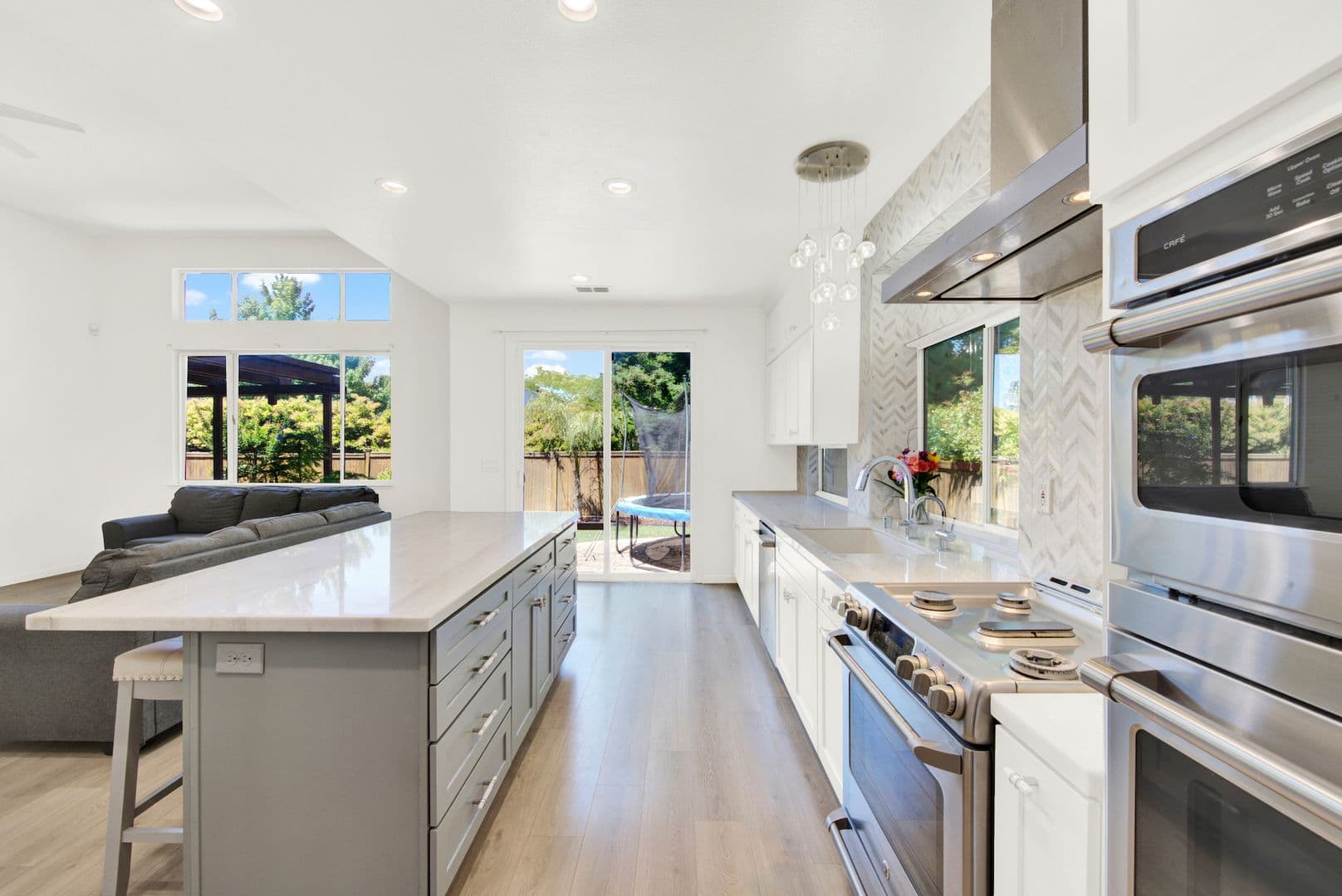 Vacaville House: 648 Fox Hollow Way