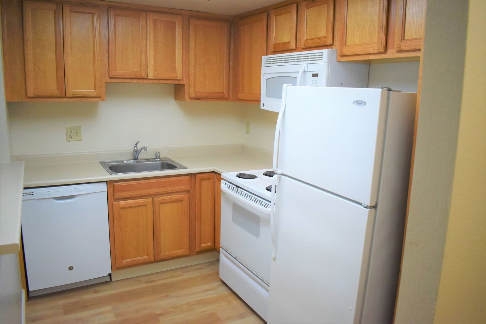 Vacaville Apartment: 577 Grandview Court