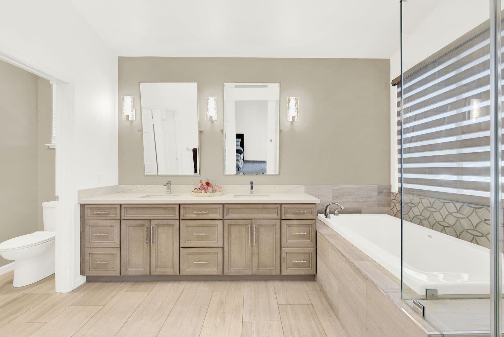Vacaville House: 648 Fox Hollow Way