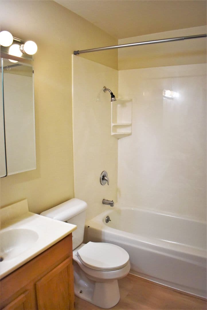 Vacaville Apartment: 577 Grandview Court