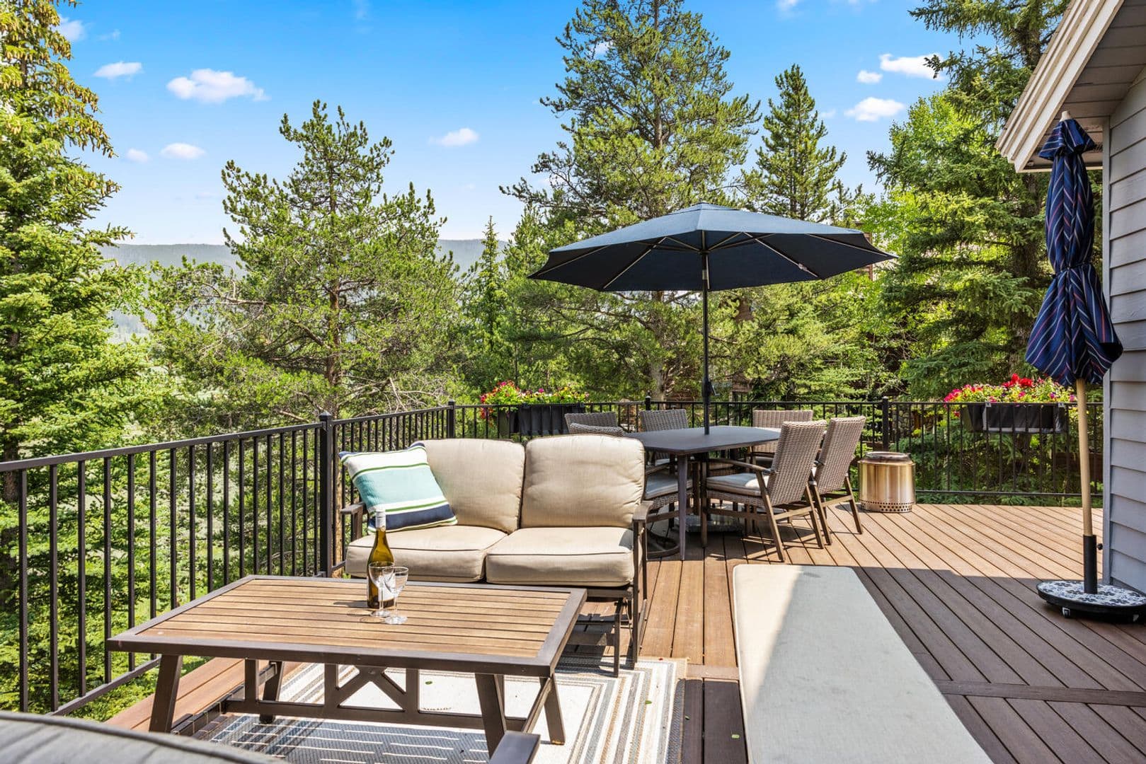 Keystone House: 1107 Penstemon Road