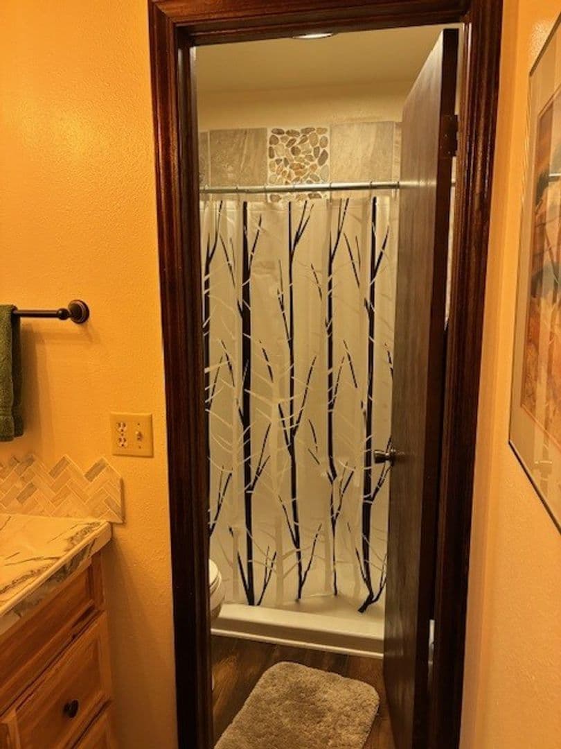 Dillon Condo: Dillon Valley East S203
