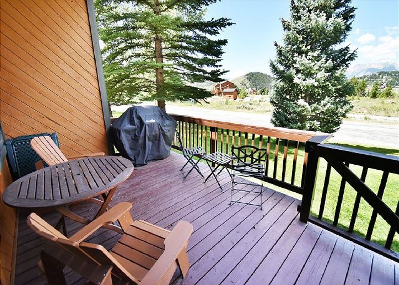 Dillon Townhome: Chateau Acadian 101