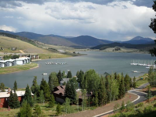 Dillon Condo: Summit Yacht Club 43