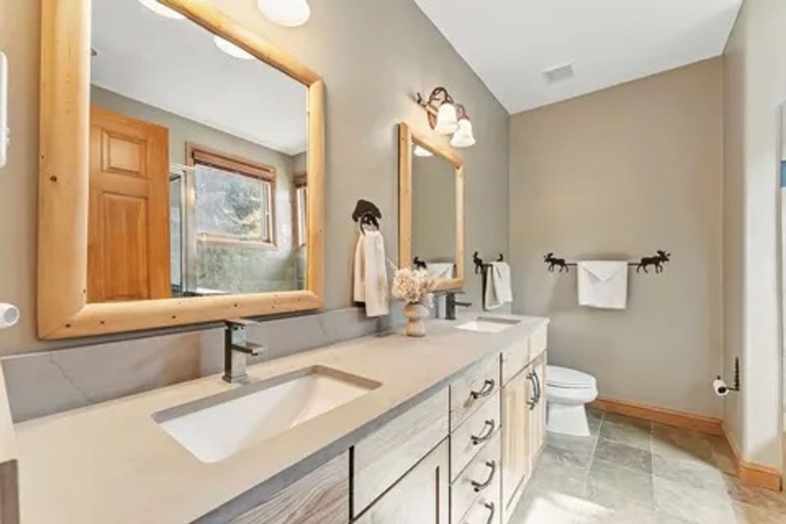 Silverthorne House: 91791 Ryan Gulch Road