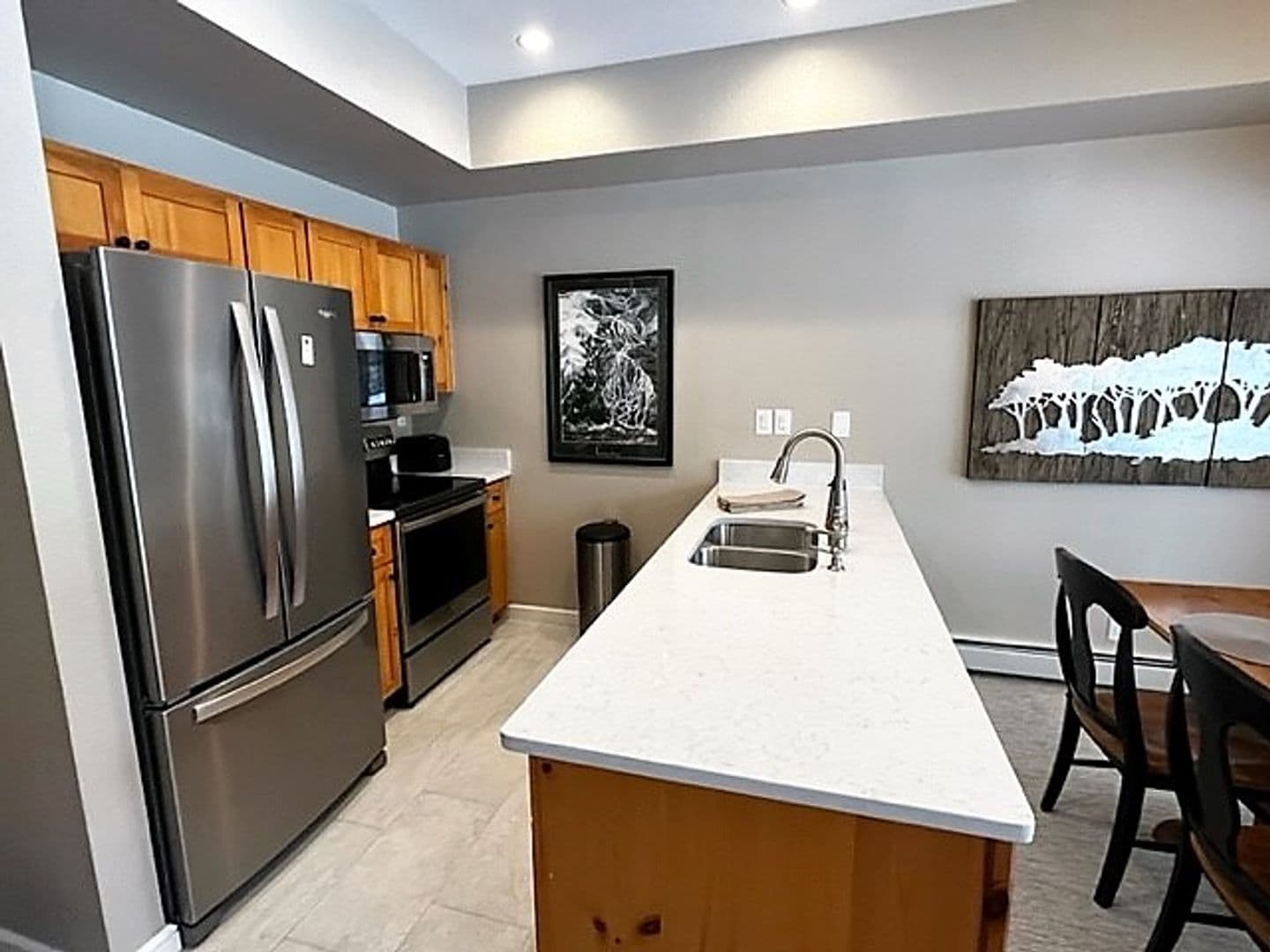 Keystone Condo: 27 Lake Ridge Circle