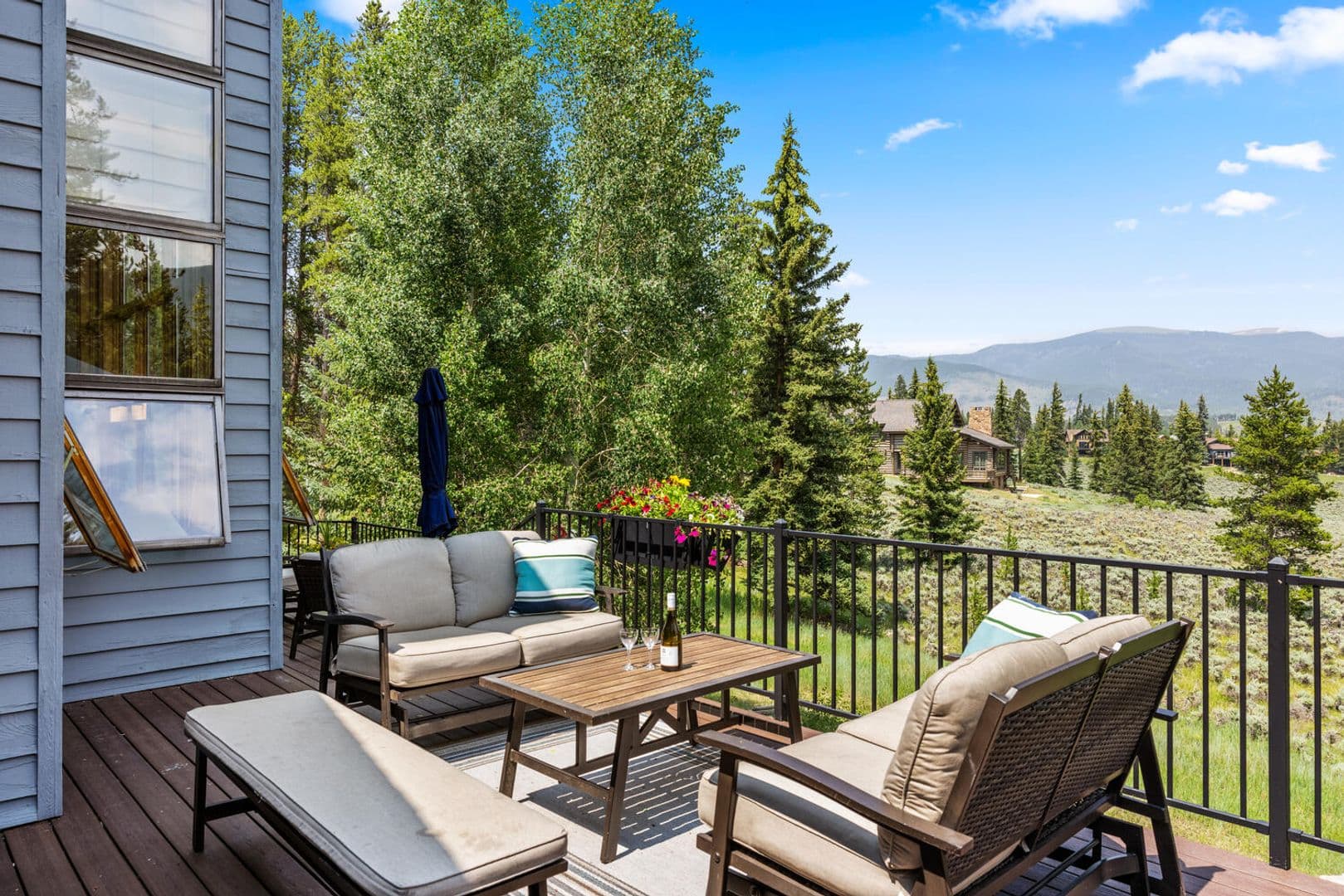 Keystone House: 1107 Penstemon Road