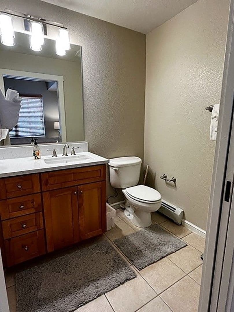 Keystone Condo: 27 Lake Ridge Circle