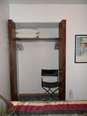Dillon Condo: Summit Yacht Club 43