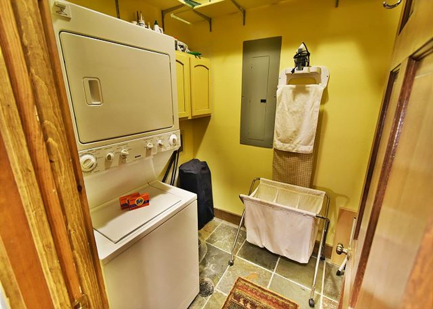 Dillon Townhome: Chateau Acadian 101