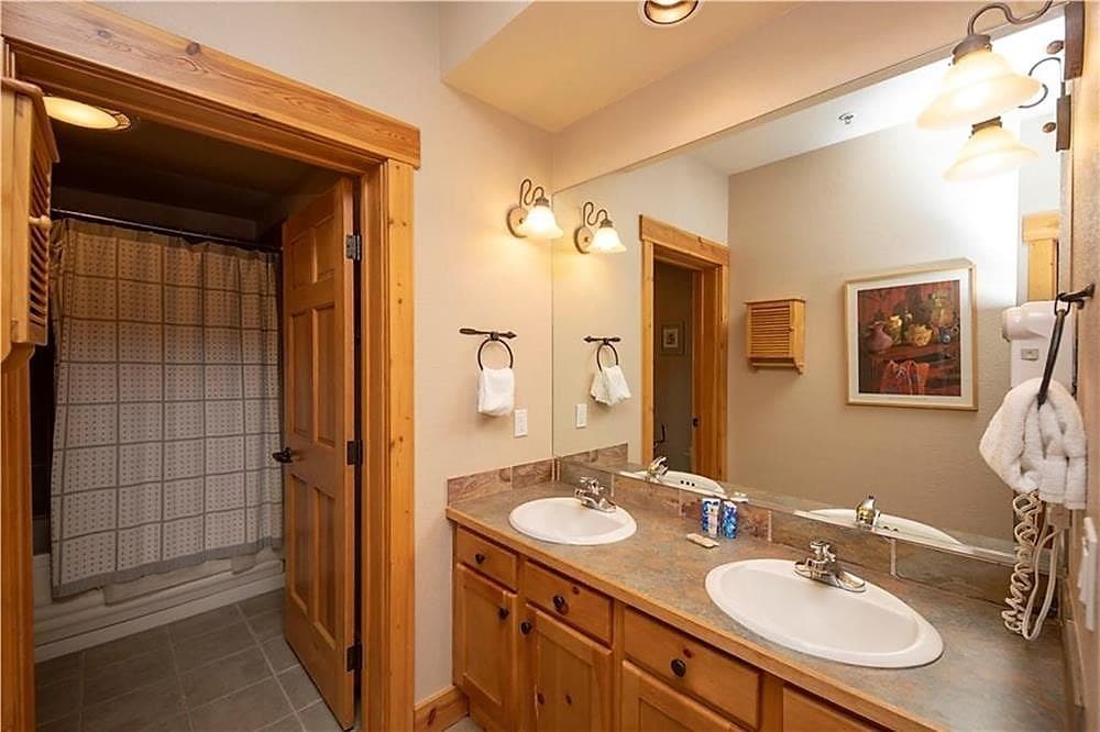 Keystone Condo: 42 Trappers Crossing Trail #8764