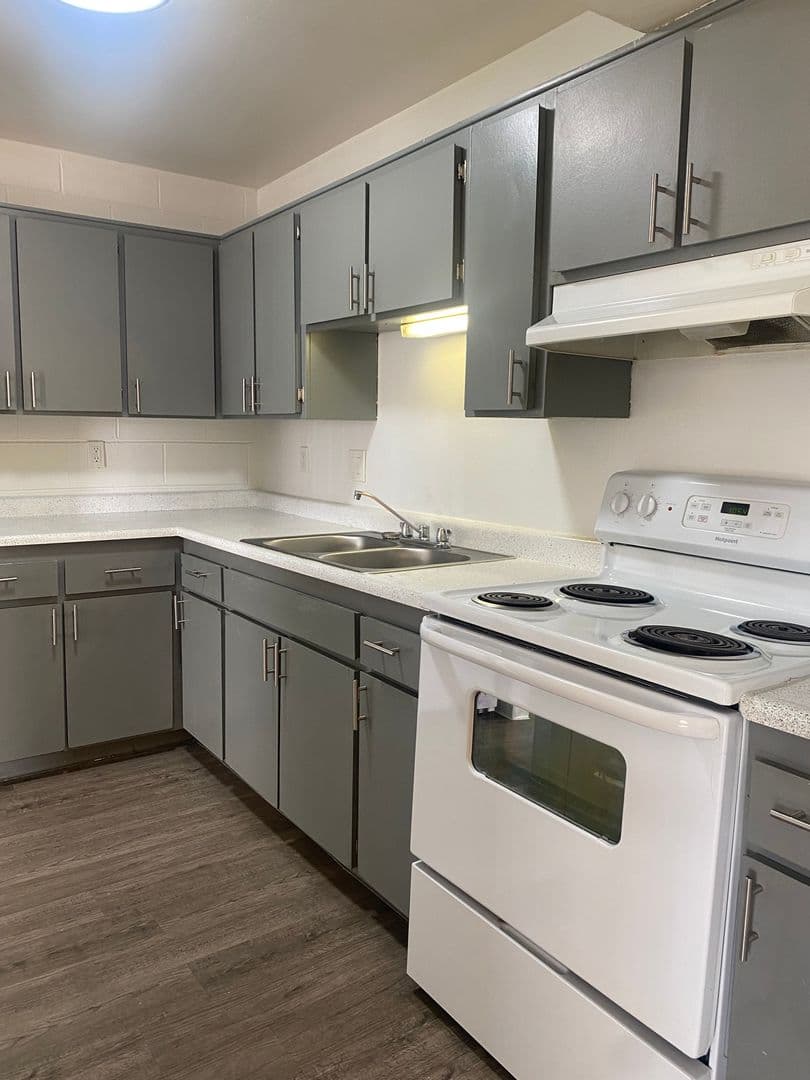 Tucson Apartment: 2230 E. Ft. Lowell Rd.